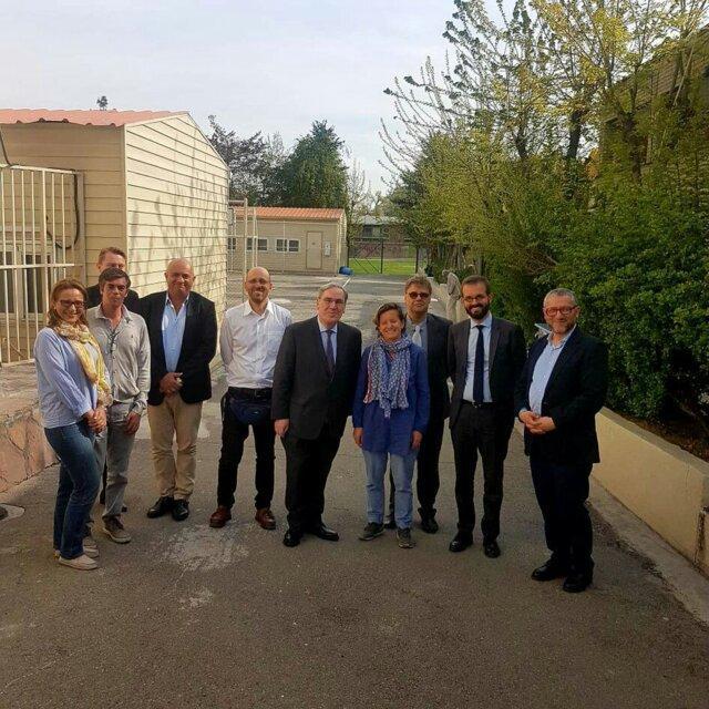 بازدید سفیر فرانسه از مدرسه فرانسوی تهران بازدید سفیر فرانسه از مدرسه فرانسوی تهران