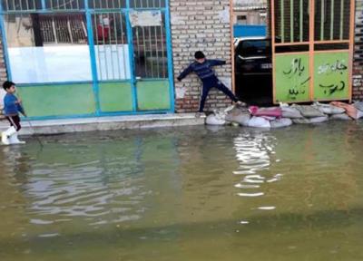 11 دانش آموزان مینابی گرفتار در سیلاب نجات یافتند